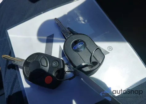 2012 Ford Escape Xls z USA, uszkodzony, nr VIN 1FMCU0C77CKA41756